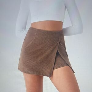 HALARA Chocolate Brown Wrap Skort